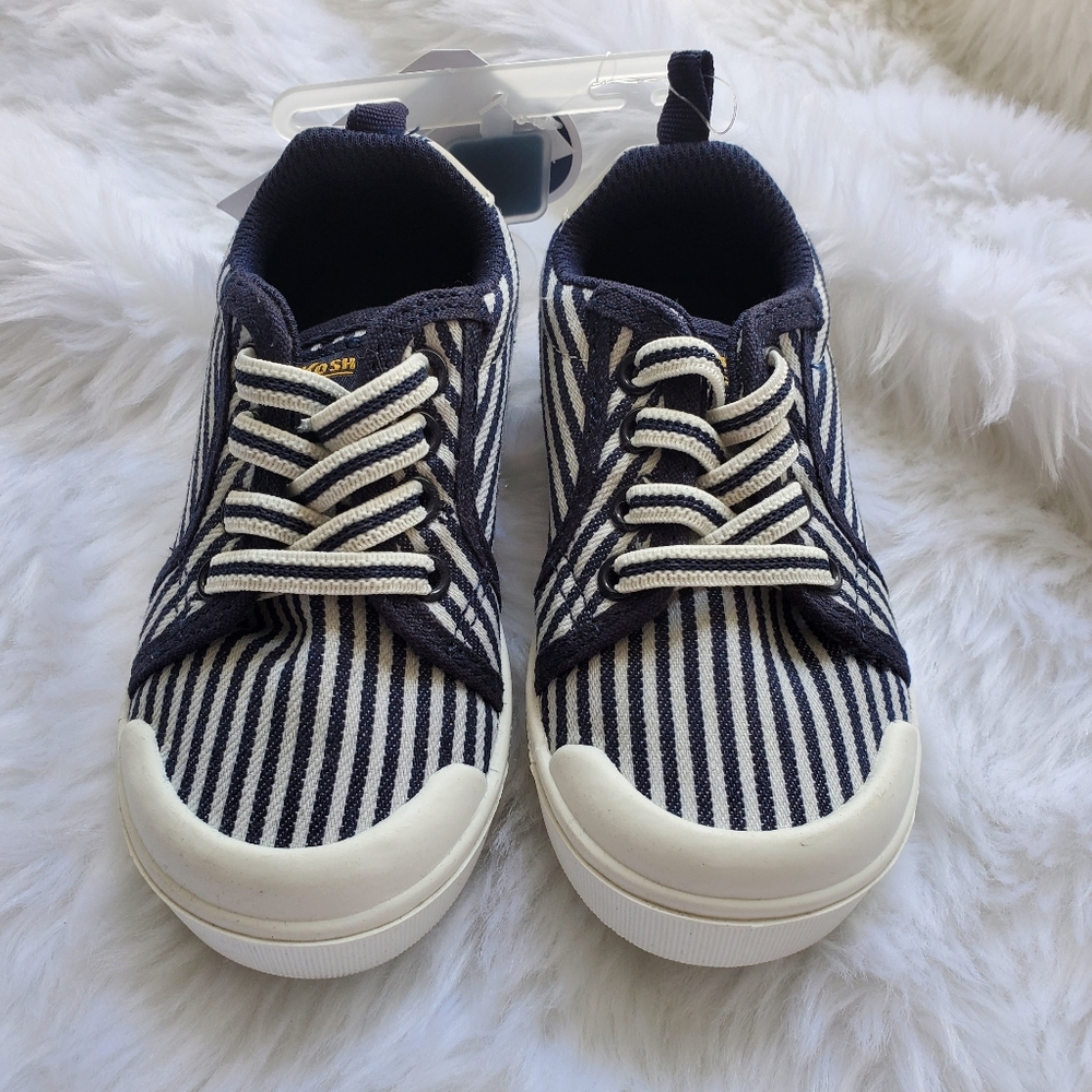 OshKosh B'Gosh Striped Shoes